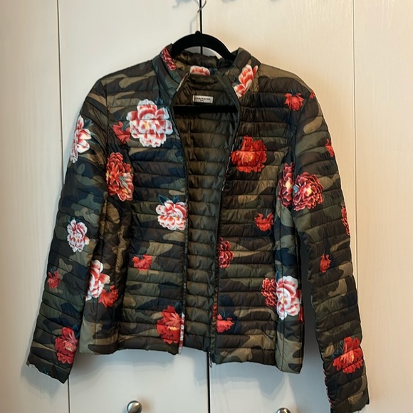 Quilted zip jacket - Picture 2 of 2